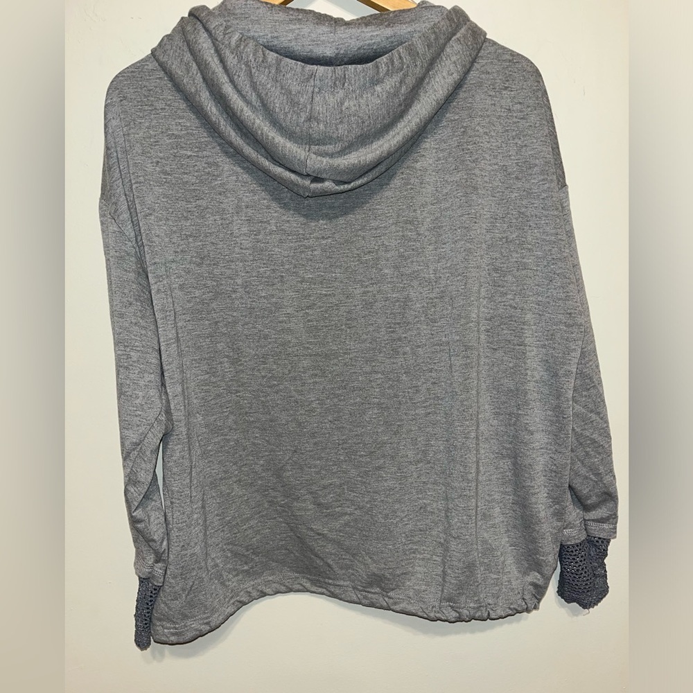 Nine West Active XL Jacket with Net mesh thumb holes - Picture 3 of 3